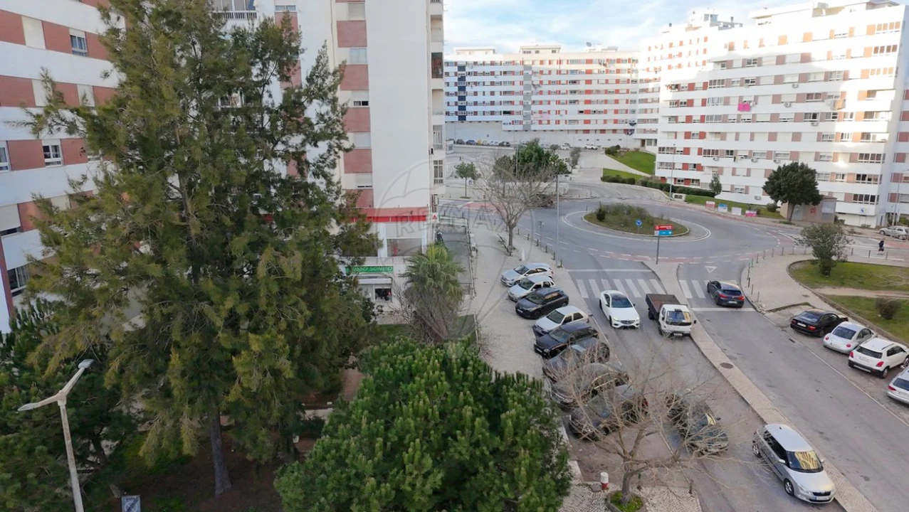 Loja para Venda em Póvoa de Santa Iria e Forte da Casa Foto 14