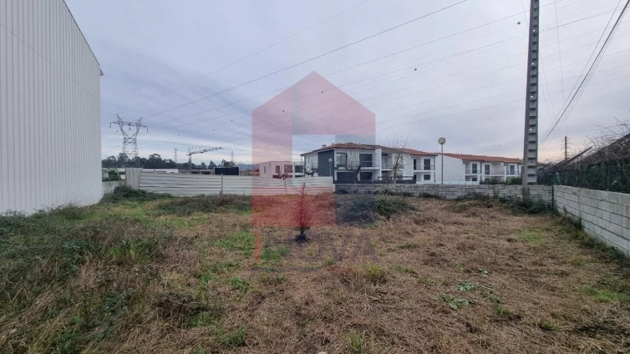 Terreno para Venda em Soutelo Foto 5