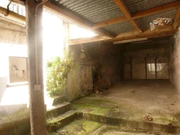 Prédio para Venda em São Martinho do Bispo e Ribeira de Frades