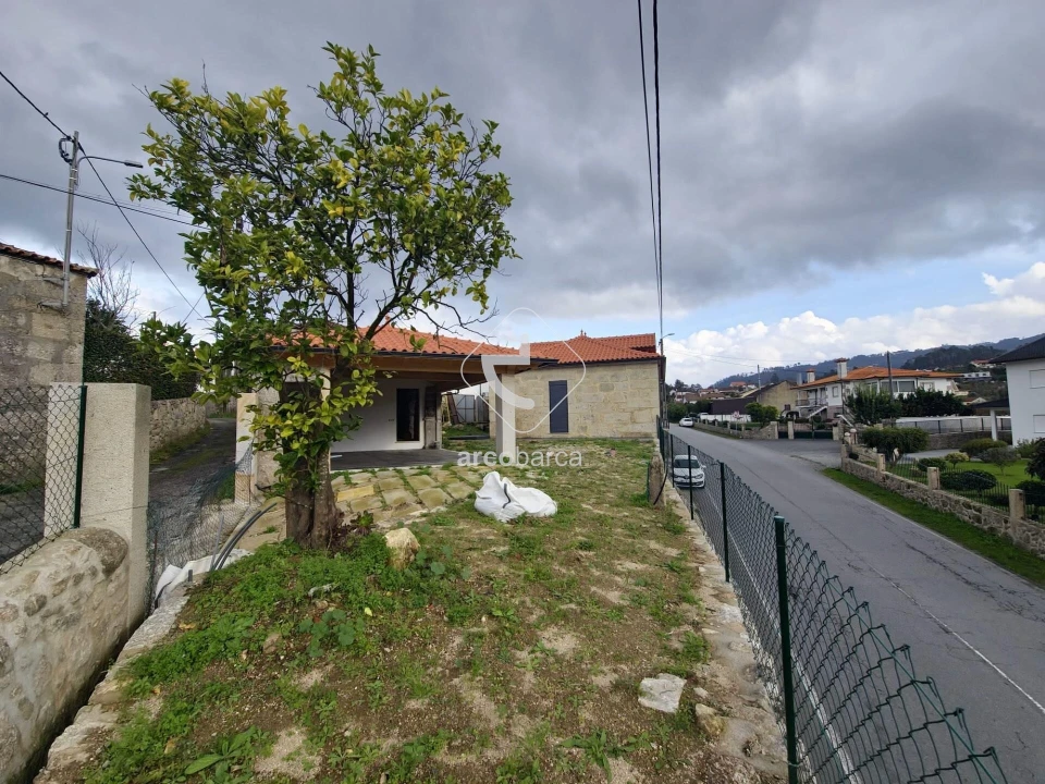 Moradia T3 para Venda em Lavradas Foto 2