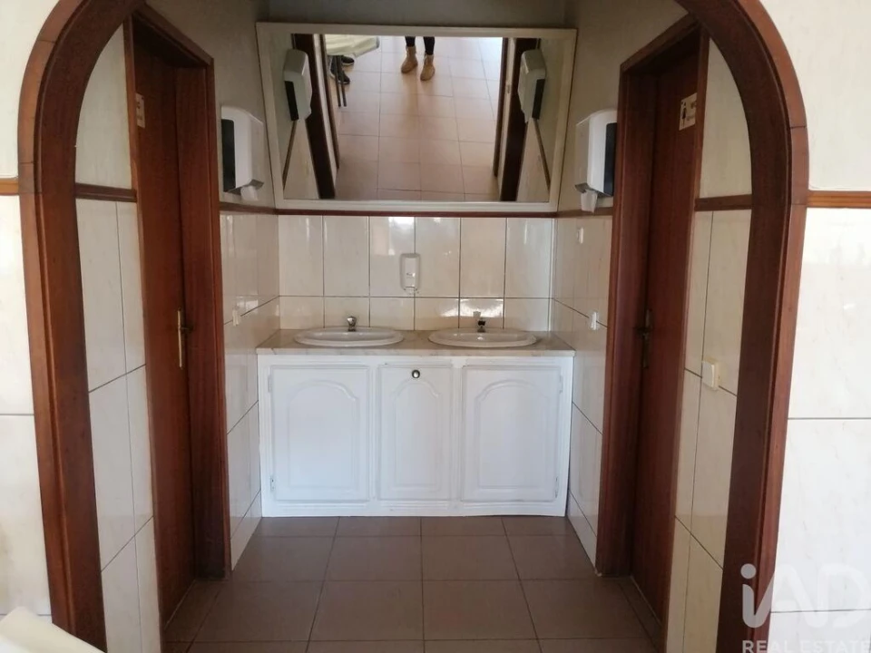 Loja para Arrendamento em Degracias e Pombalinho Foto 23