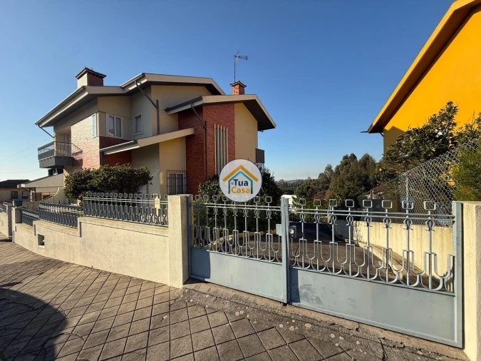 Moradia T4 para Venda em Grijó e Sermonde Foto 3