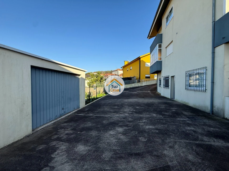 Moradia T4 para Venda em Grijó e Sermonde Foto 9