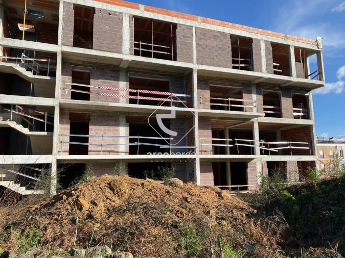Apartamento T2 para Venda em São Jorge e Ermelo Foto 3