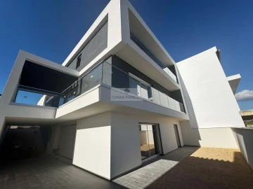 Moradia T3 para Venda em Portimão