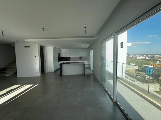 Moradia T3 para Venda em Portimão Foto 11