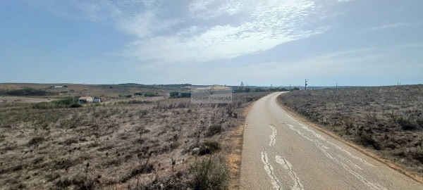 Terreno para Venda em Vila do Bispo e Raposeira