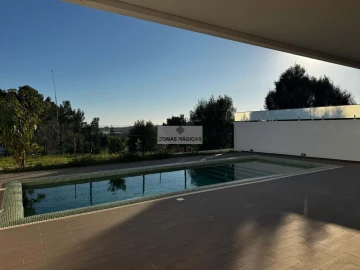 Moradia T3 para Venda em Mexilhoeira Grande