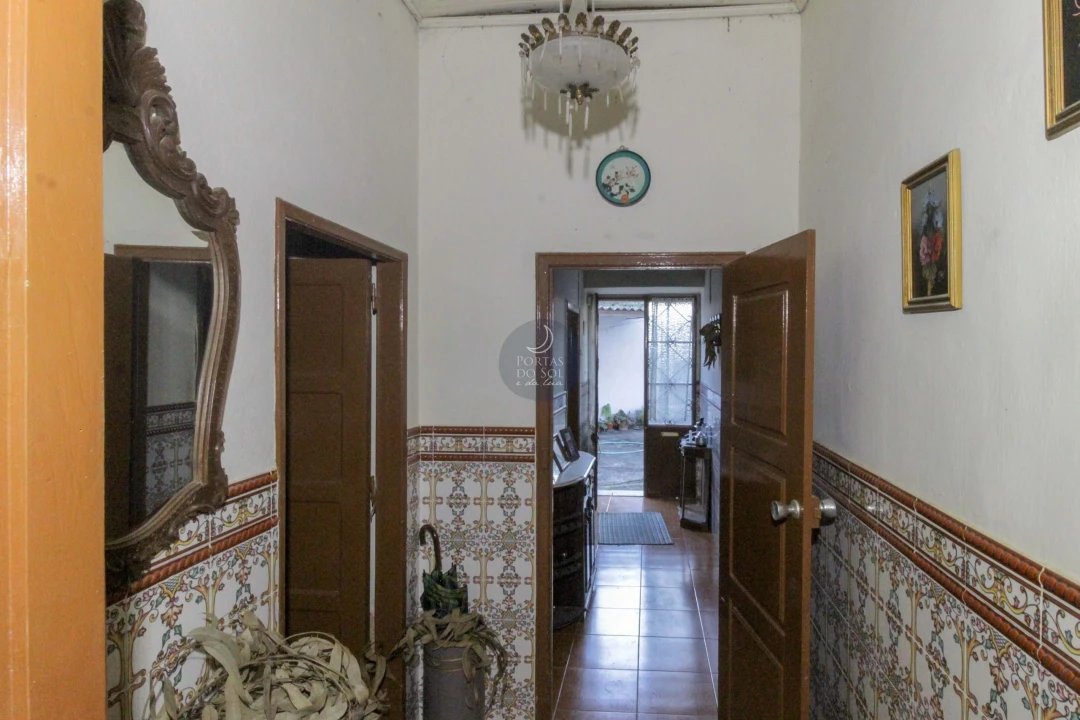 Moradia T4 para Venda em Almoster Foto 5