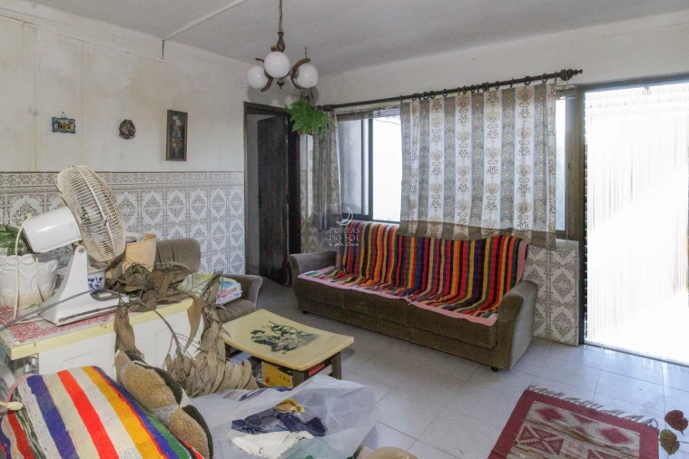 Moradia T4 para Venda em Almoster Foto 3