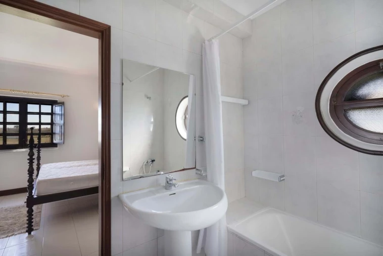 Quinta T6 para Venda em São Martinho Foto 18