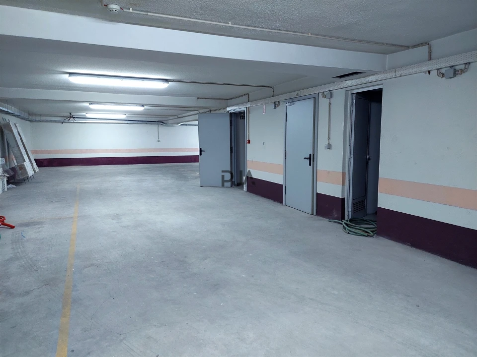 Garagem para Arrendamento em Tondela e Nandufe Foto 3