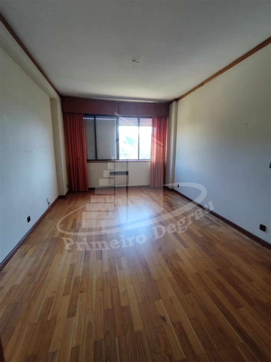 Prédio para Venda em São Vitor (Braga) Foto 24