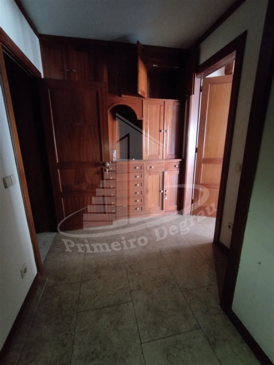 Prédio para Venda em São Vitor (Braga) Foto 6