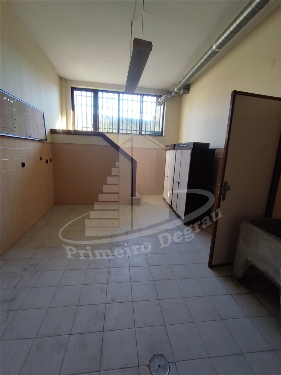 Prédio para Venda em São Vitor (Braga) Foto 8