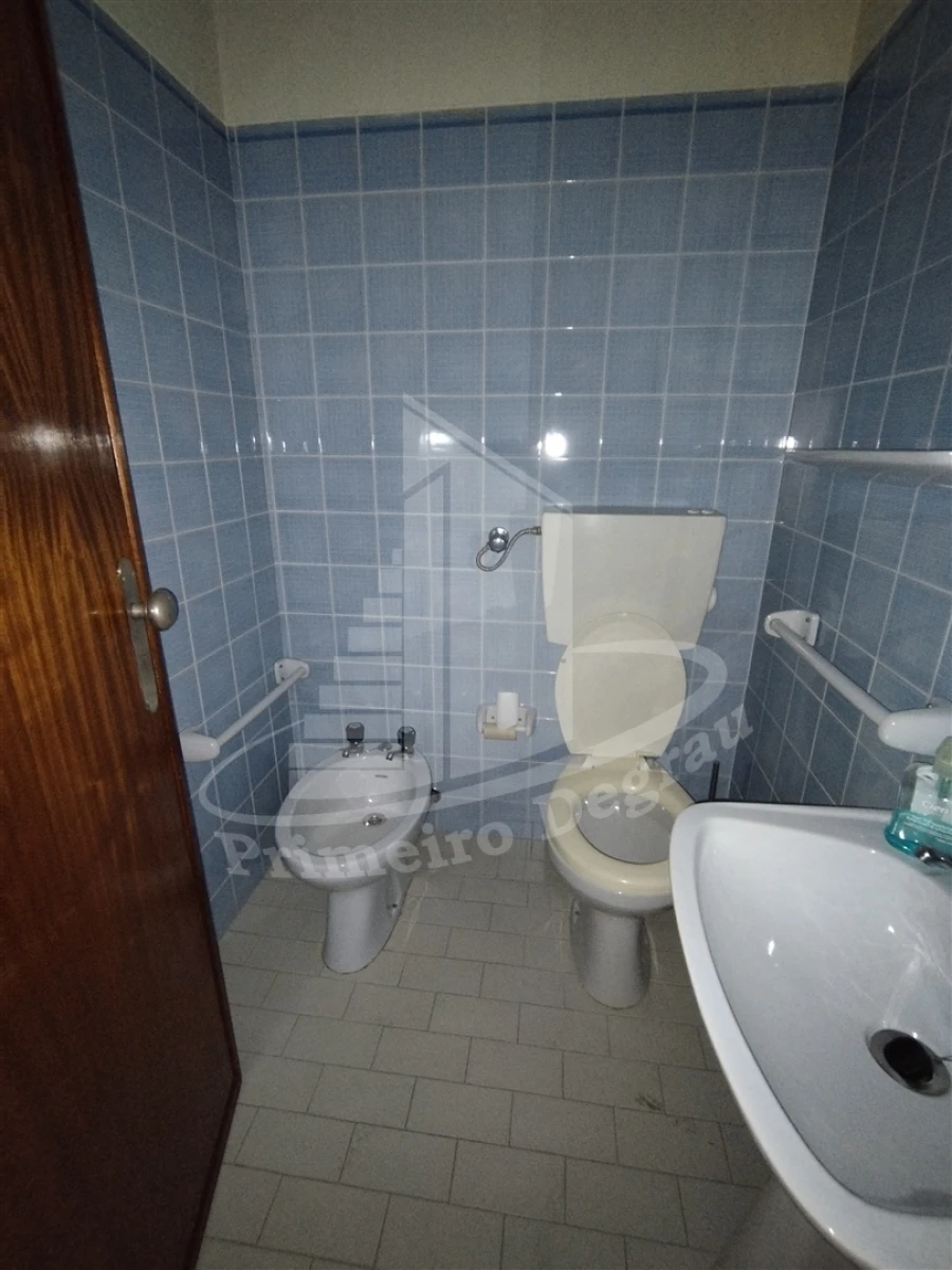 Prédio para Venda em São Vitor (Braga) Foto 11