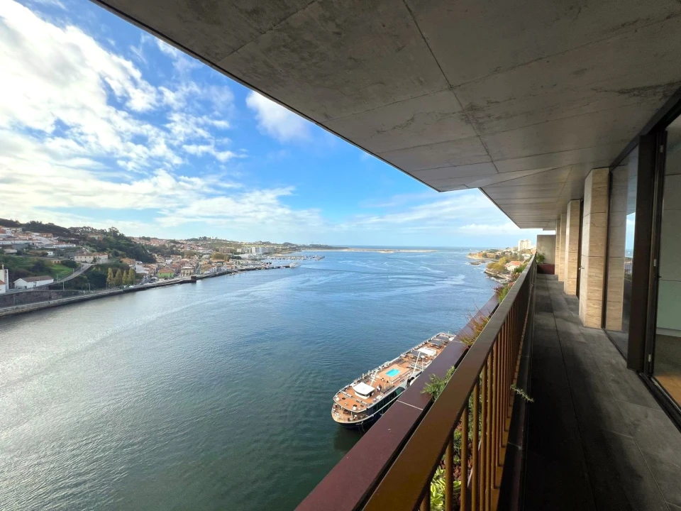 Apartamento T3 para Venda em Lordelo do Ouro e Massarelos Foto 12