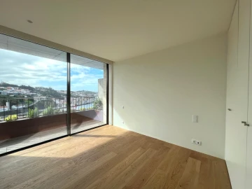 Apartamento T3 para Venda em Lordelo do Ouro e Massarelos
