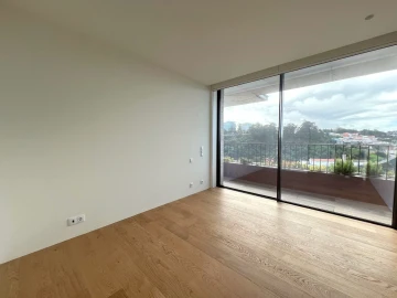 Apartamento T3 para Venda em Lordelo do Ouro e Massarelos