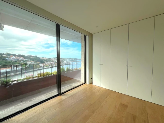 Apartamento T3 para Venda em Lordelo do Ouro e Massarelos Foto 6