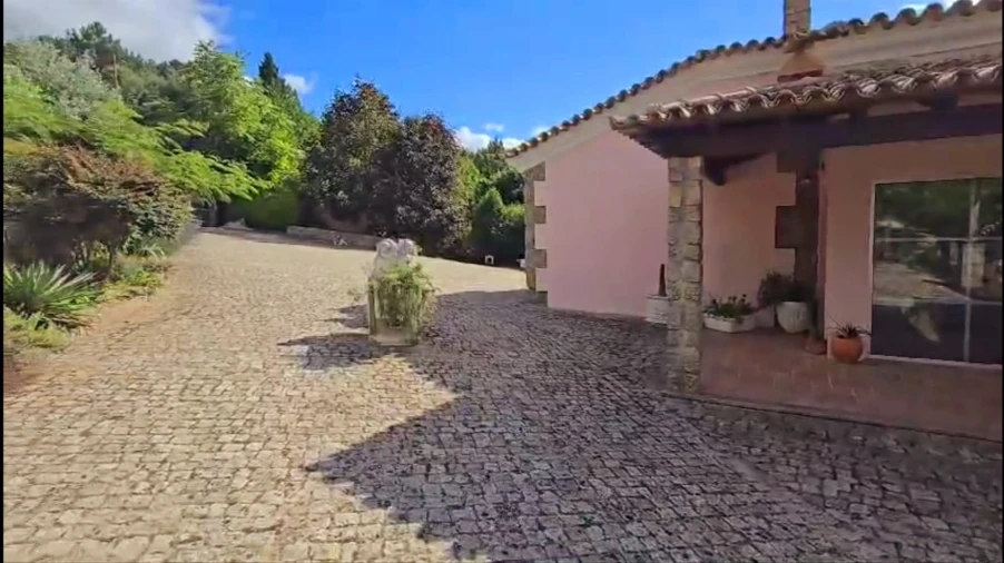 Moradia T4 para Venda em Gouveia (São Pedro e São Julião) Foto 6