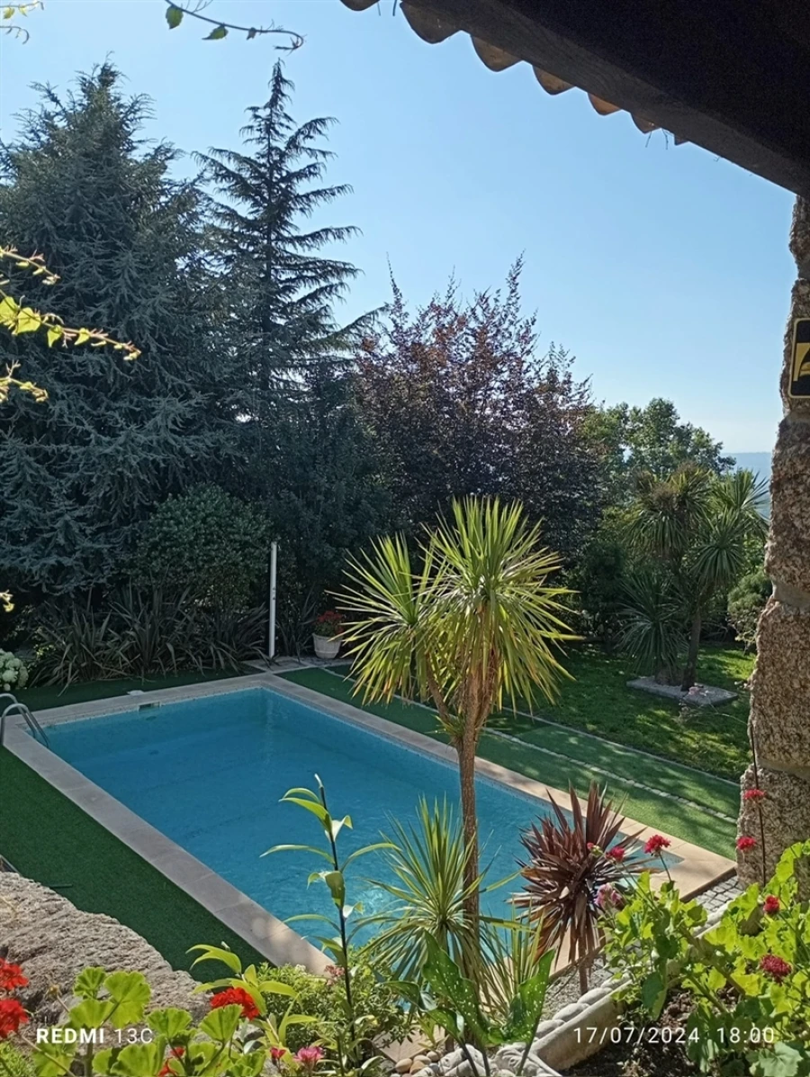 Moradia T4 para Venda em Gouveia (São Pedro e São Julião) Foto 2