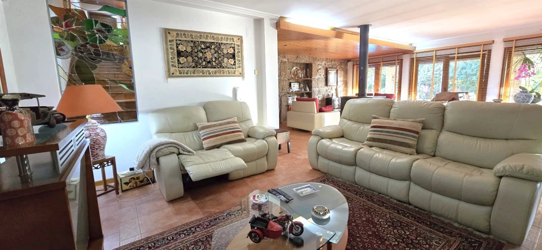 Moradia T4 para Venda em Gouveia (São Pedro e São Julião) Foto 29