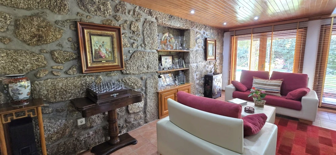 Moradia T4 para Venda em Gouveia (São Pedro e São Julião) Foto 18