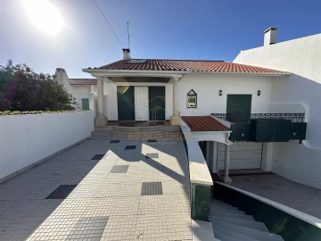 Moradia T4 para Venda em Buarcos
