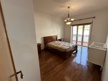 Moradia T4 para Venda em Buarcos