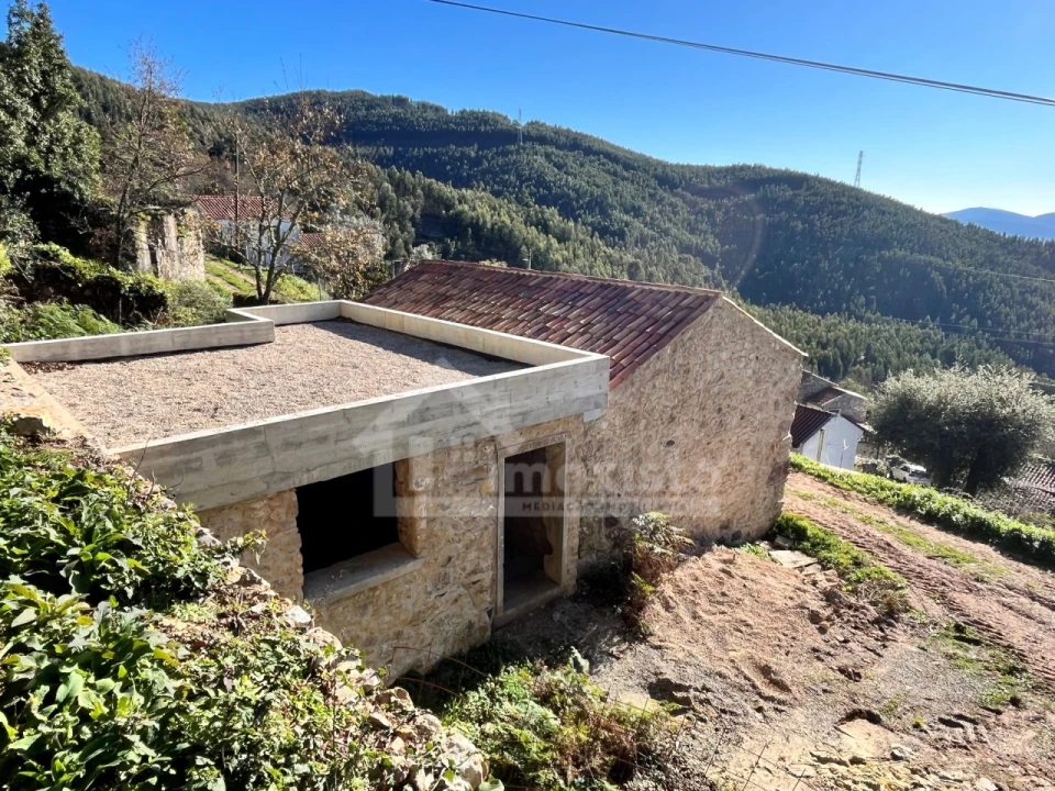 Moradia T2 para Venda em Cumeeira Foto 17