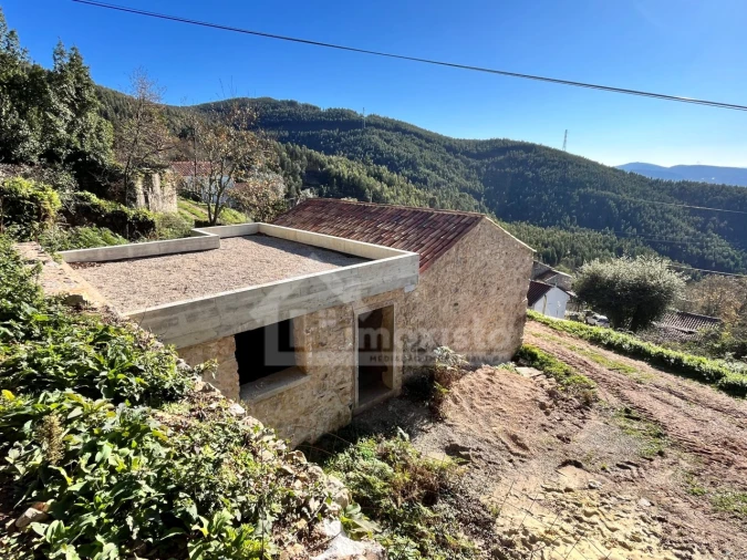 Moradia T2 para Venda em Cumeeira Foto 16