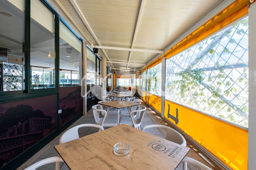 Negócio para Venda em São Mamede de Infesta e Senhora da Hora Foto 16