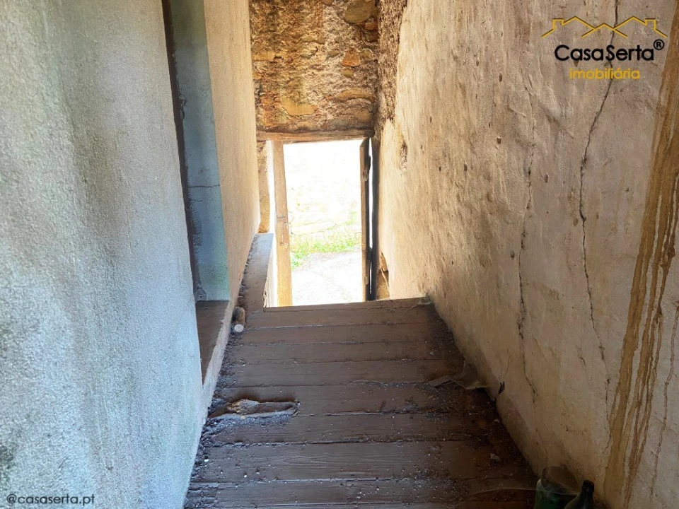Quinta T4 para Venda em Pedrogão Pequeno Foto 14