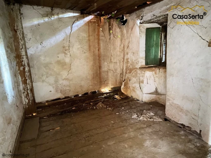 Quinta T4 para Venda em Pedrogão Pequeno Foto 16