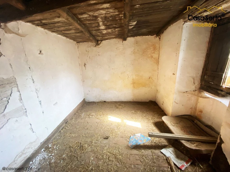 Quinta T4 para Venda em Pedrogão Pequeno Foto 17