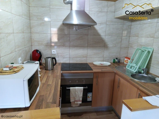 Moradia T4 para Venda em Cabeçudo Foto 8