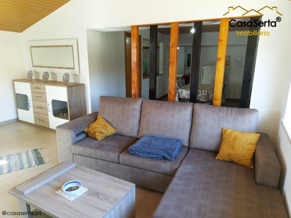 Moradia T4 para Venda em Cabeçudo Foto 4