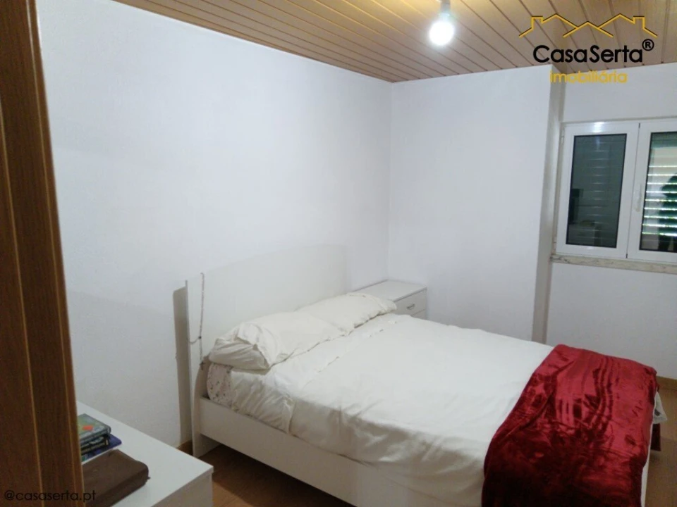 Moradia T4 para Venda em Cabeçudo Foto 12