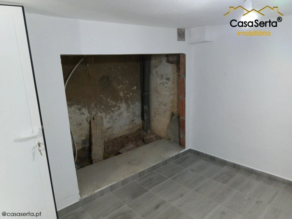 Moradia T4 para Venda em Cabeçudo Foto 20