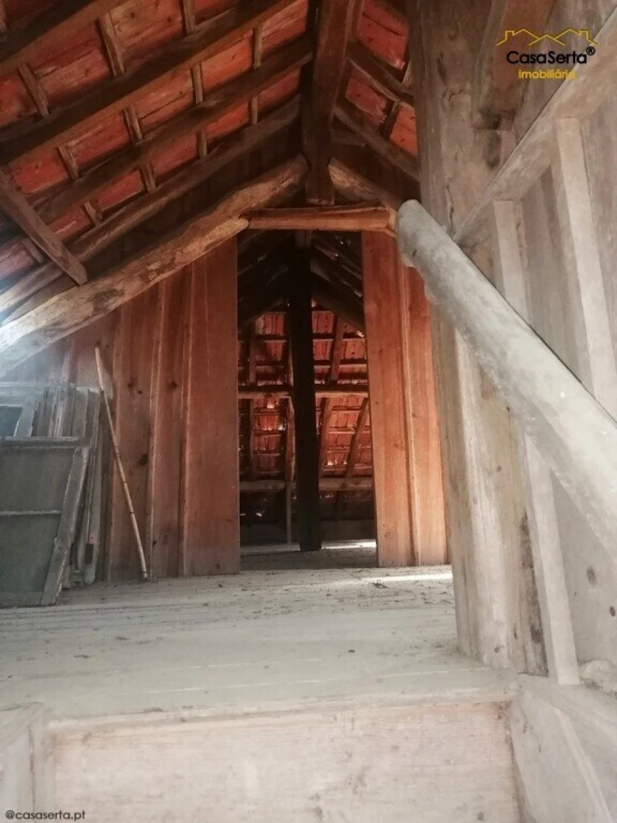 Moradia T3 para Venda em Oliveira do Douro Foto 20