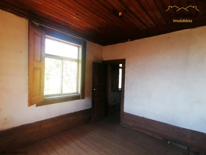 Moradia T3 para Venda em Oliveira do Douro Foto 17