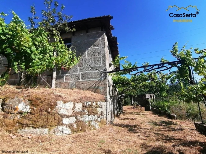 Moradia T3 para Venda em Oliveira do Douro Foto 6