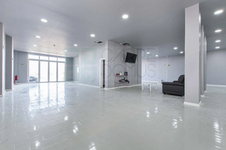 Garagem para Venda em Alverca do Ribatejo e Sobralinho Foto 3