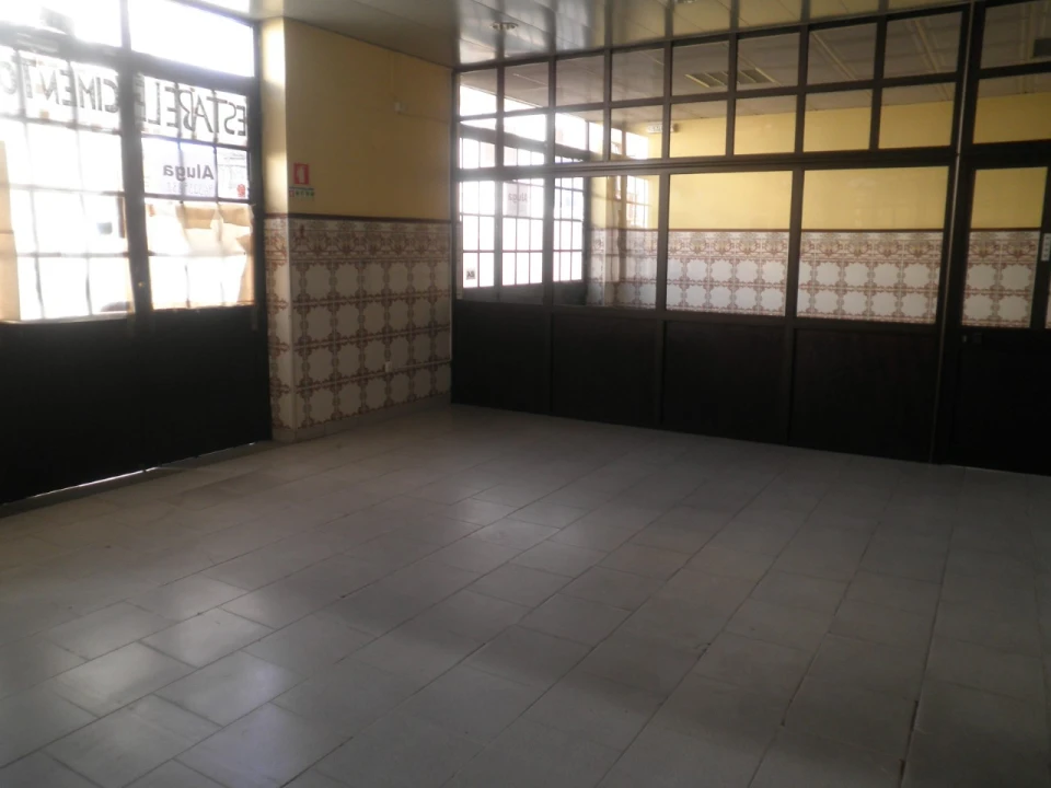 Loja para Arrendamento em Ponte de Sor, Tramaga e Vale de Açor Foto 4