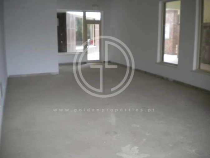 Loja para Venda em Ferragudo Foto 3