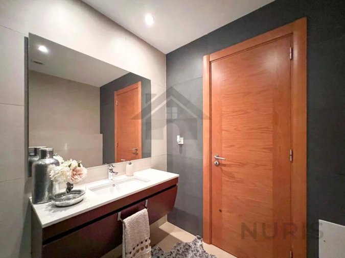 Apartamento T2 para Arrendamento em Portimão Foto 28