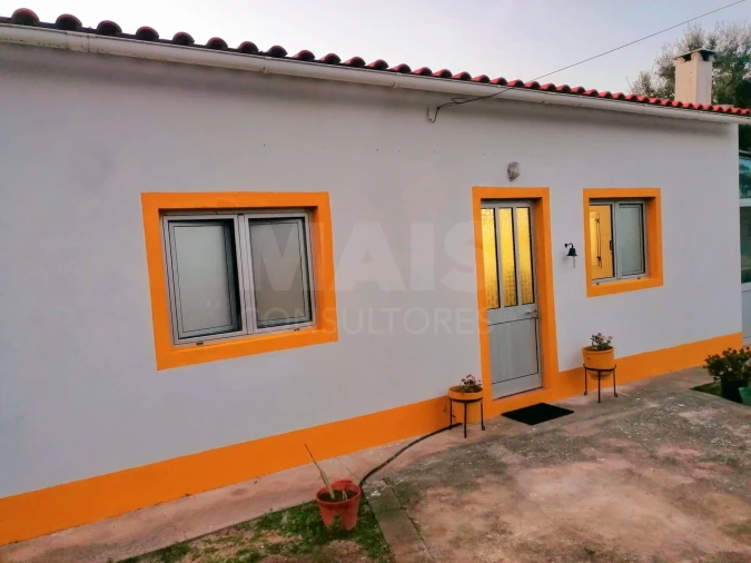 Moradia T2 para Arrendamento em Santiago do Cacém, Santa Cruz e São Bartolomeu da Serra Foto 2