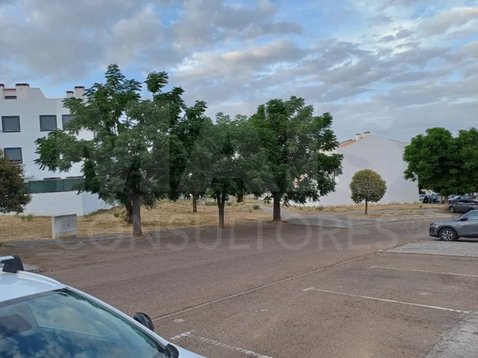 Terreno para Venda em Caia, São Pedro e Alcáçova