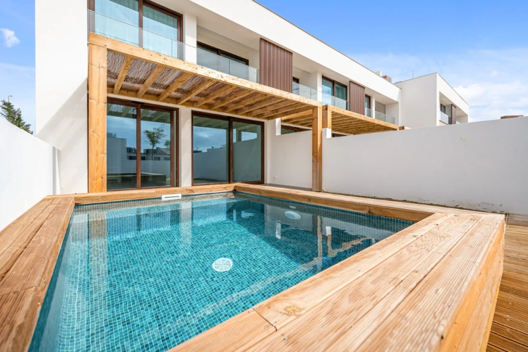 Apartamento T3 para Venda em Porto Covo Foto 1